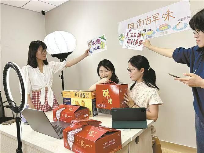 厦门市人社部门着力构建技能人才生态圈，发挥创业带动就业倍增效应